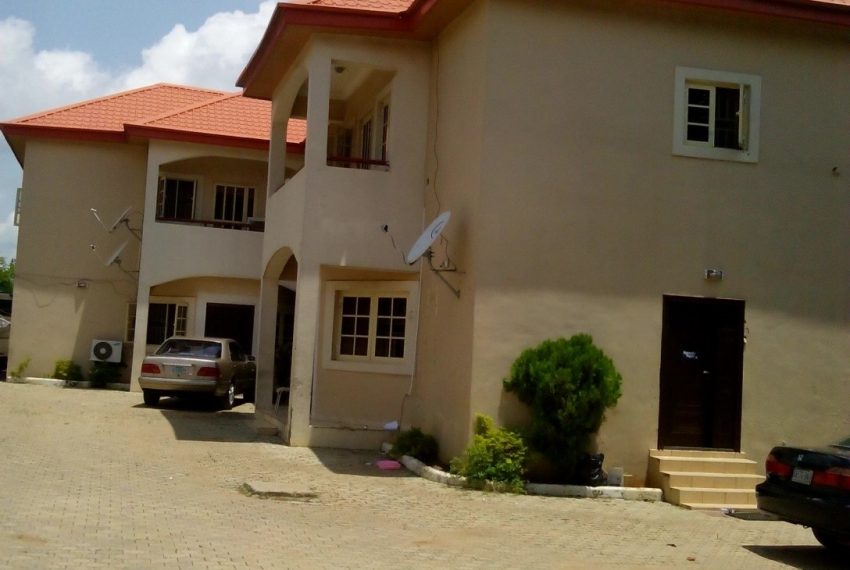 3 Bedroom Flat -PLOT 630, T.O.S. Benson Street, Abdullahi Ibrahim Street, Behind Caramelo, Utako